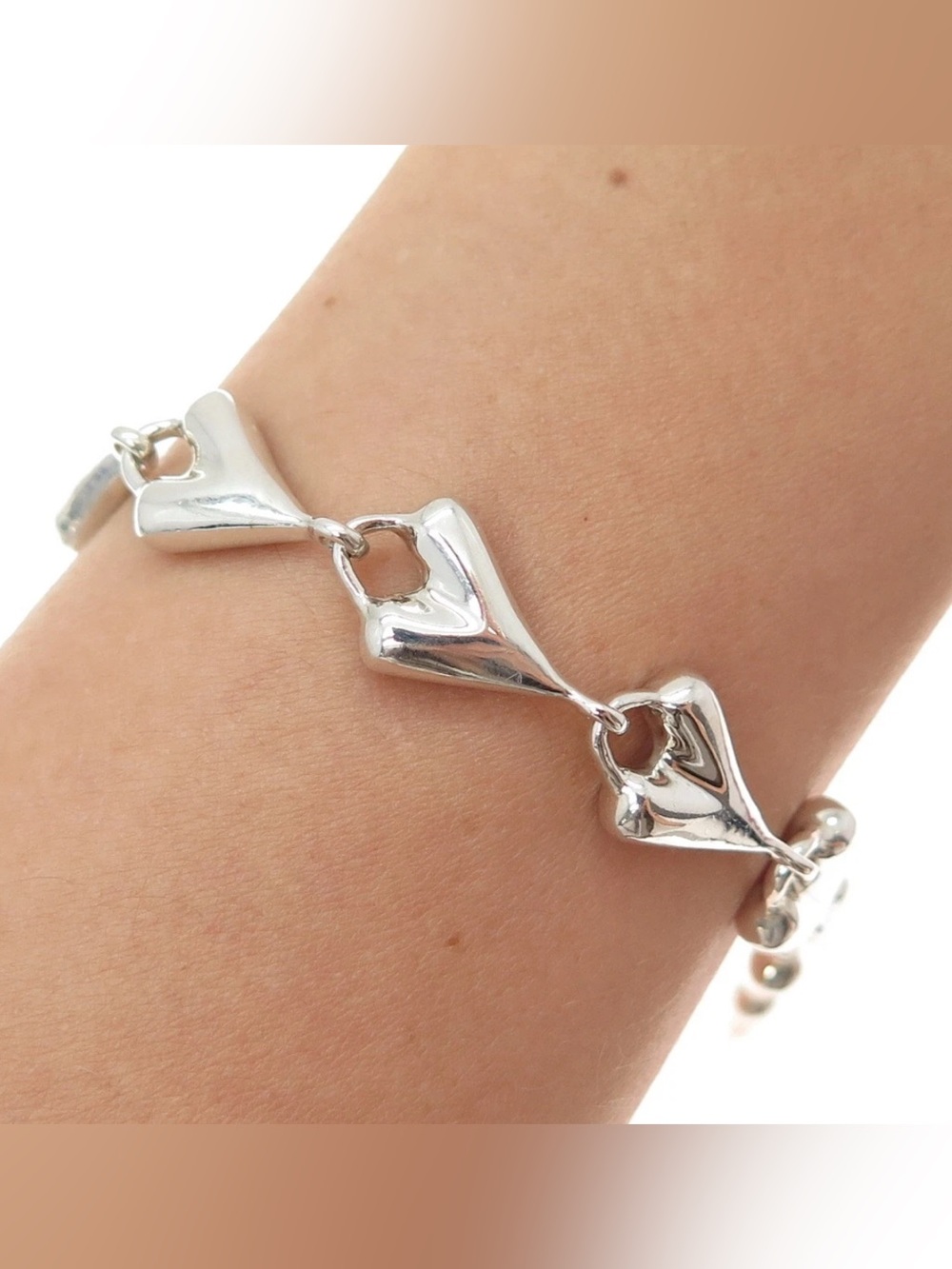 Designer! RLM Designer Silver Heart Charm Link Bracelet - Women Jewelry! - Picture 4 of 11